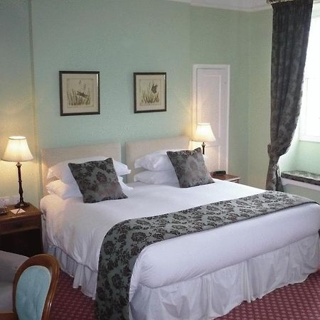 Ash House Hotel Martock ภายนอก รูปภาพ