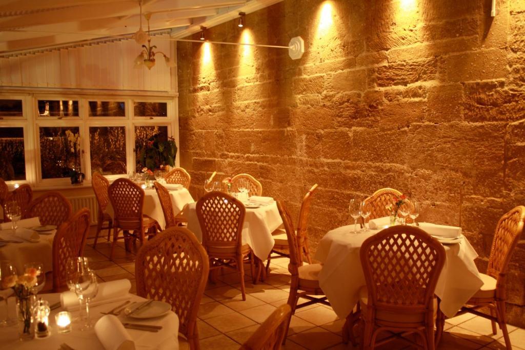 Ash House Hotel Martock ภายนอก รูปภาพ