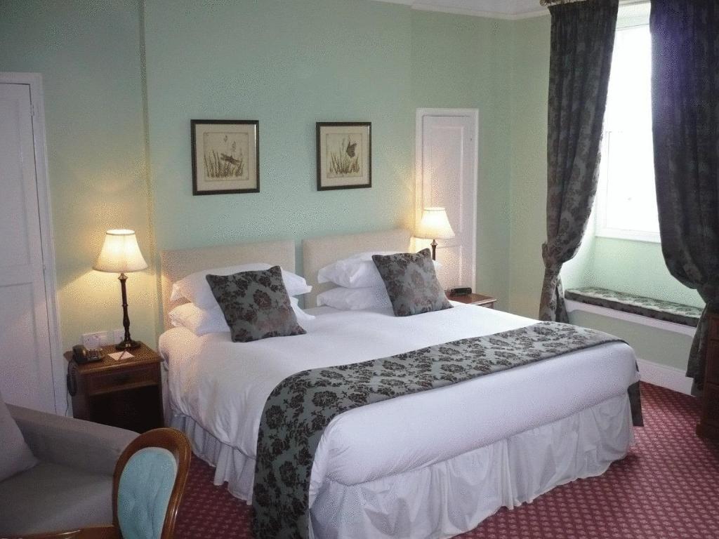 Ash House Hotel Martock ภายนอก รูปภาพ